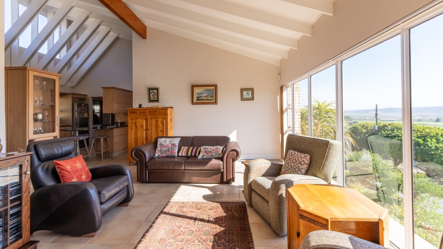 3 Bedroom Property for Sale in Fraaiuitsig Western Cape
